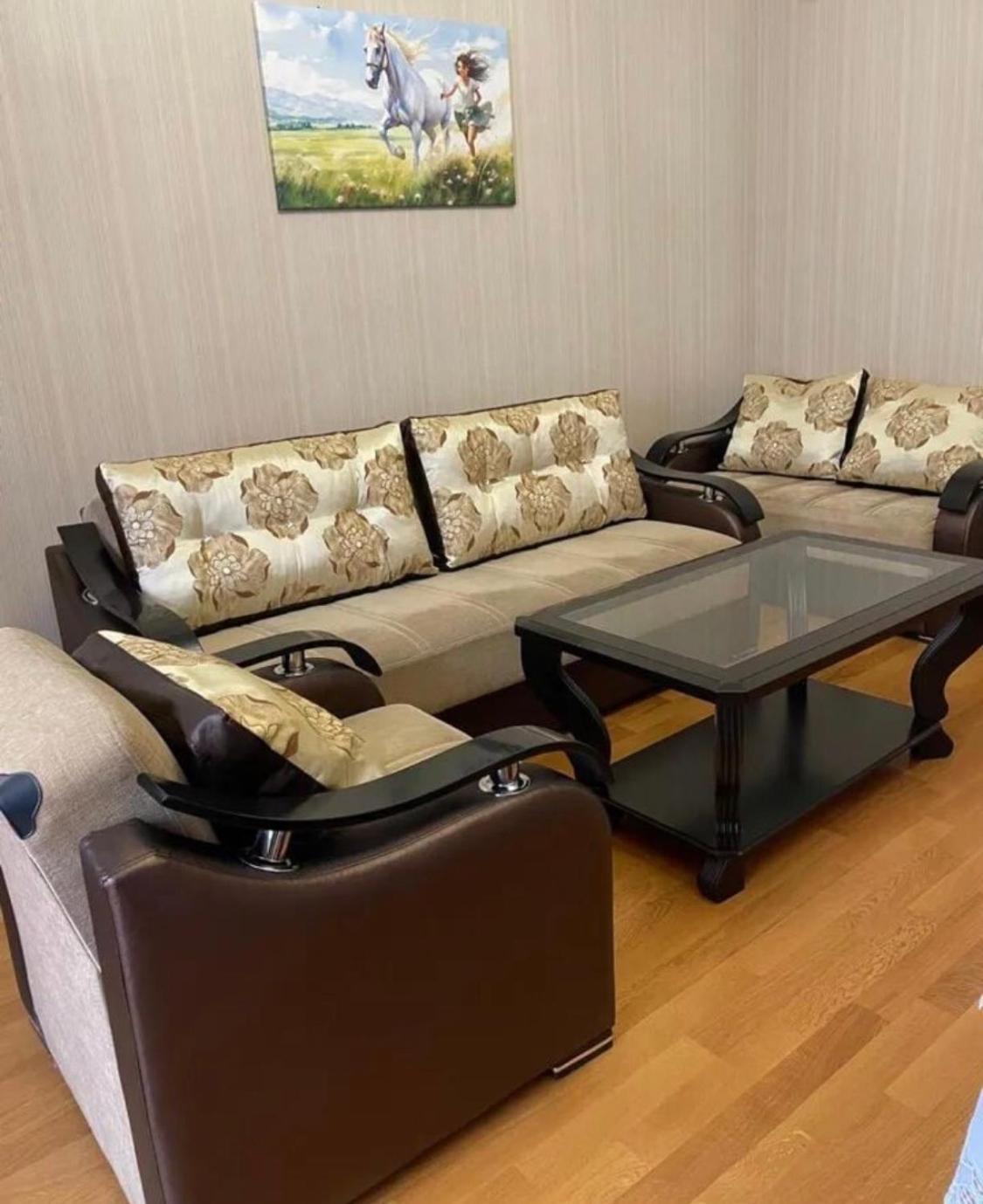 Apartments On Tumanyan Street Erywań Zewnętrze zdjęcie